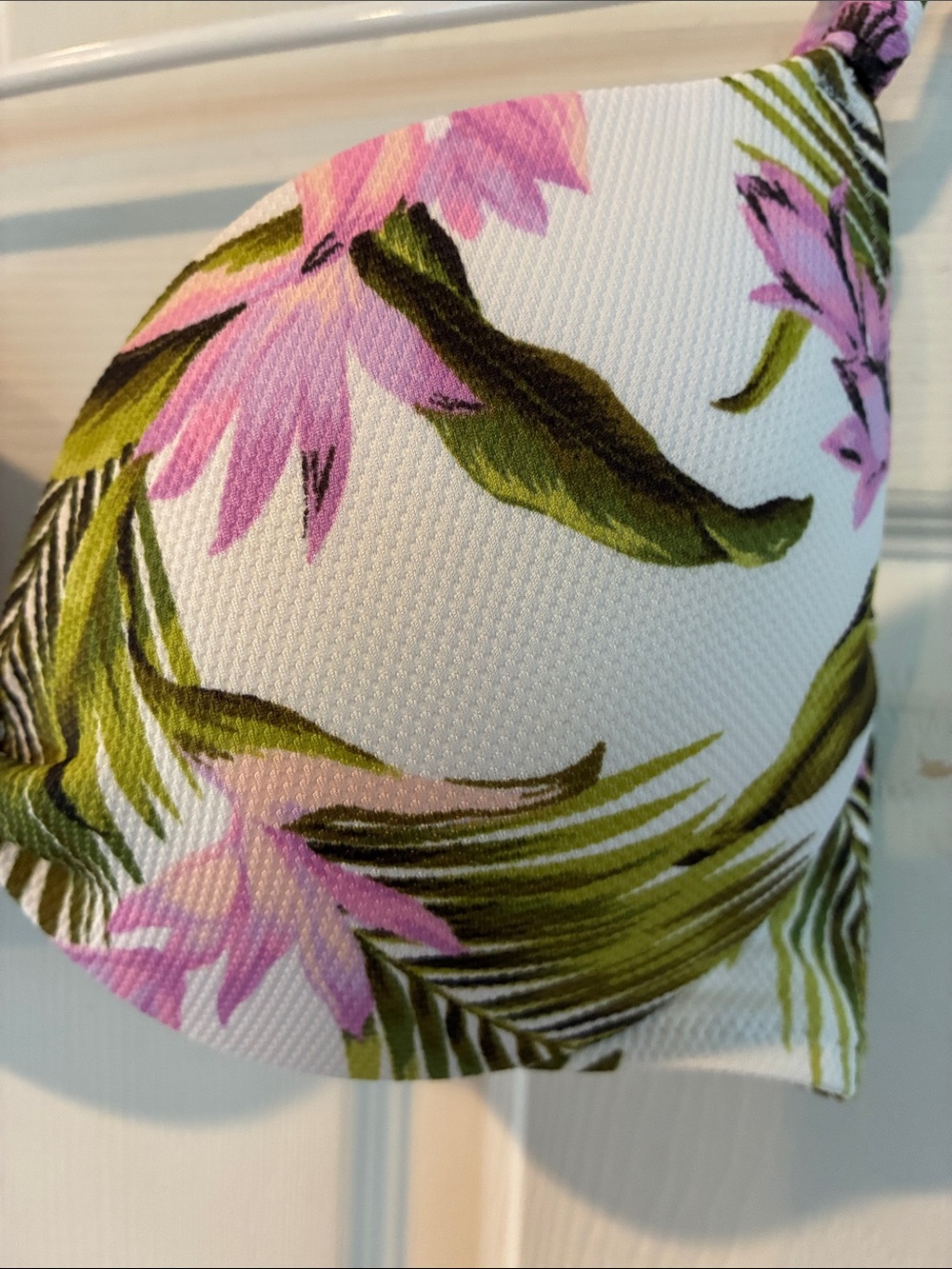 Shade Shore Size 36 C Floral Padded Bikini Top in White, Pink & Green - Picture 4 of 11